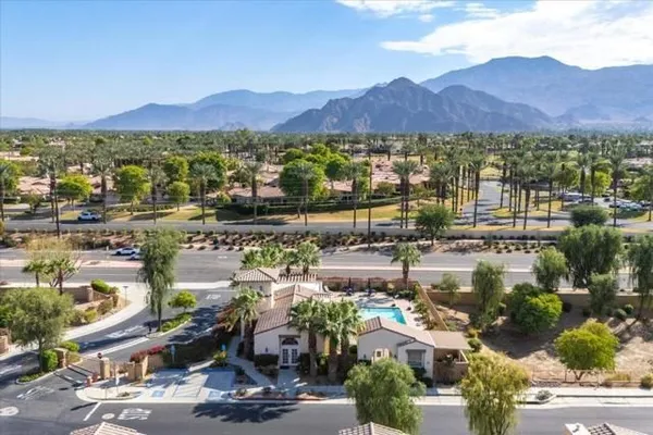 Property Slideshow image 3 of 6 | 79324 rose dawn, La Quinta, CA, 92253