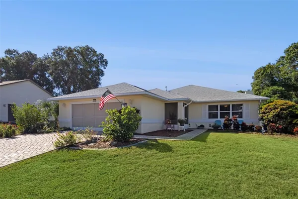 Property Slideshow image 3 of 84 | 6404 tildon ct, Leesburg, FL, 34748