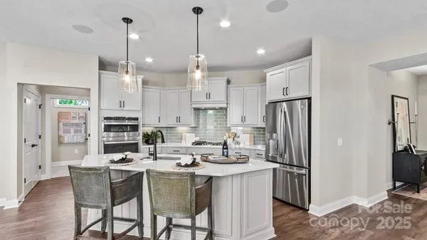 Property Slideshow image 2 of 15 | 247 alenda lux cir # 74, Mooresville, NC, 28115