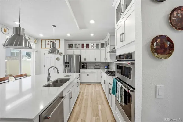 Property Slideshow image 3 of 50 | 5102 n quatar st, Aurora, CO, 80019