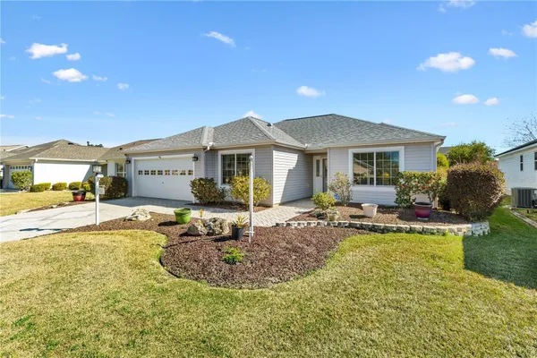 Property Slideshow image 2 of 32 | 17443 se 74th raes hall ave, The Villages, FL, 32162