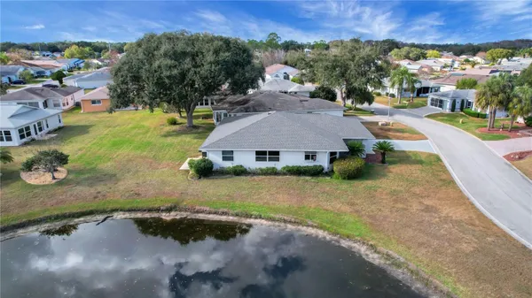 Property Slideshow image 3 of 47 | 32801 oak park dr, Leesburg, FL, 34748