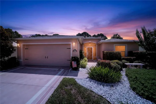 Property Slideshow image 2 of 70 | 15681 sw 14th avenue rd, Ocala, FL, 34473