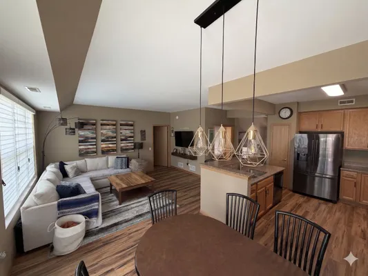 Property Slideshow image 3 of 28 | 14045 moraine hills dr, Huntley, IL, 60142