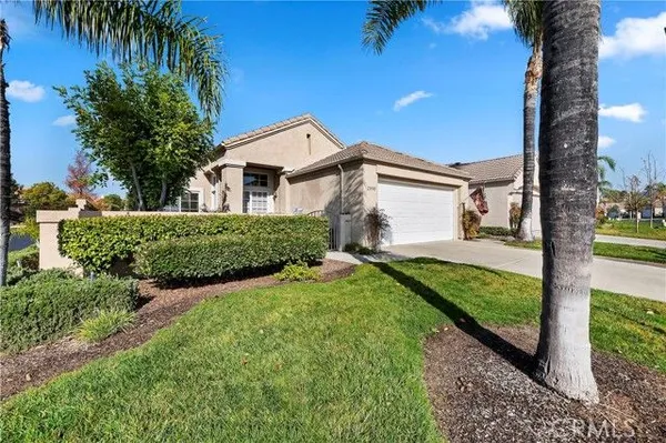 Property Slideshow image 2 of 62 | 23990 via pamilla, Murrieta, CA, 92562