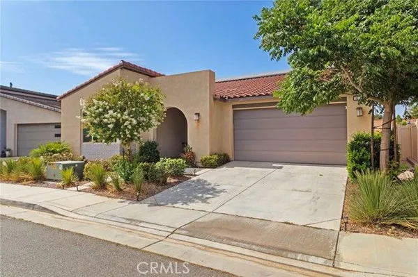 Property Slideshow image 3 of 28 | 1628 park run ln, Beaumont, CA, 92223