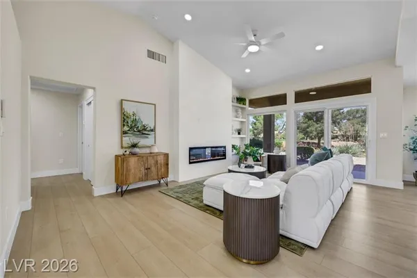 Property Slideshow image 3 of 32 | 9320 january dr, Las Vegas, NV, 89134