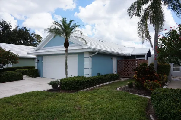 Property Slideshow image 2 of 35 | 789 harrington lake dr 68, Venice, FL, 34293