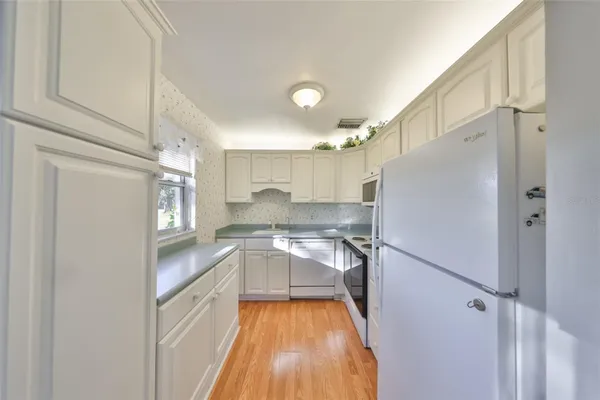 Property Slideshow image 3 of 55 | 2202 clubhouse dr 180, Sun City Center, FL, 33573