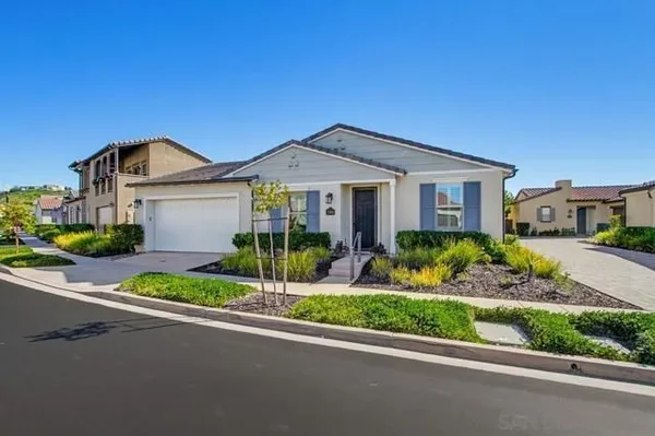 Property Slideshow image 3 of 48 | 7951 lusardi creek ln, San Diego, CA, 92127