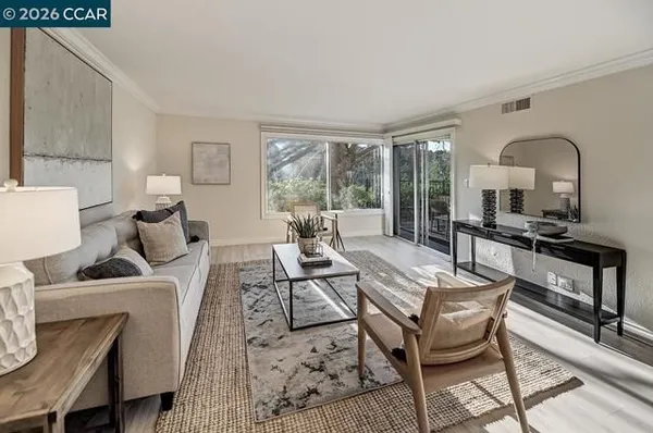 Property Slideshow image 3 of 51 | 2005 cactus ct 4, Walnut Creek, CA, 94595