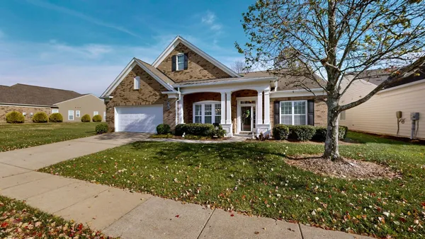 Property Slideshow image 3 of 68 | 255 antebellum ln, Mount Juliet, TN, 37122