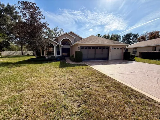 Property Slideshow image 2 of 62 | 11430 kingstree ct, Spring Hill, FL, 34609