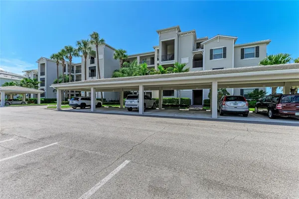 Property Slideshow image 2 of 57 | 1010 tidewater shores loop 304, Bradenton, FL, 34208