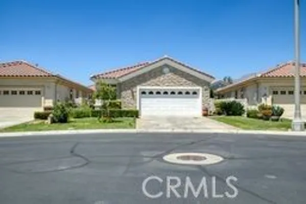 Property Slideshow image 2 of 32 | 1164 blackbrush rd, Beaumont, CA, 92223