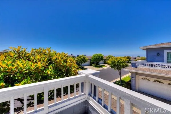 Property Slideshow image 3 of 48 | 3741 geranium ave 82, Corona Del Mar, CA, 92625