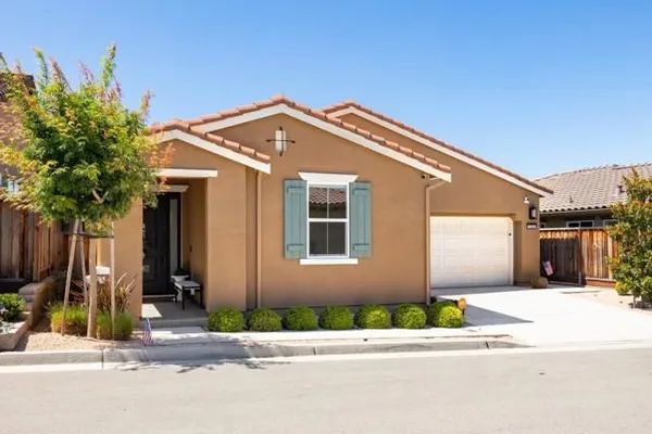 Property Slideshow image 2 of 36 | 1151 garcia, Hollister, CA, 95023