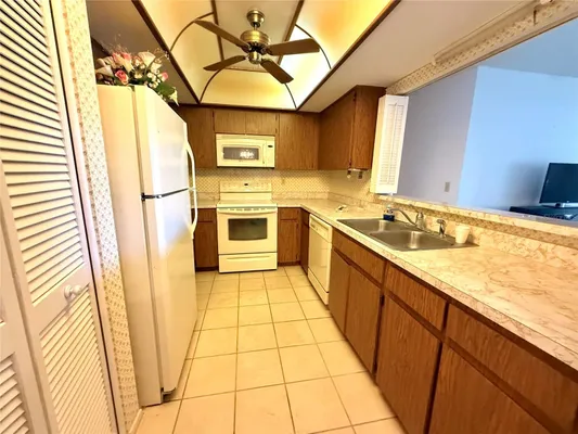 Property Slideshow image 2 of 19 | 8111 bugle ct 2, Port Richey, FL, 34668