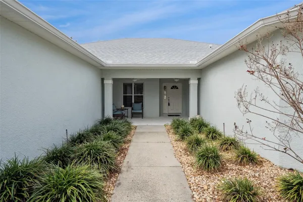 Property Slideshow image 3 of 37 | 26821 augusta springs cir, Leesburg, FL, 34748