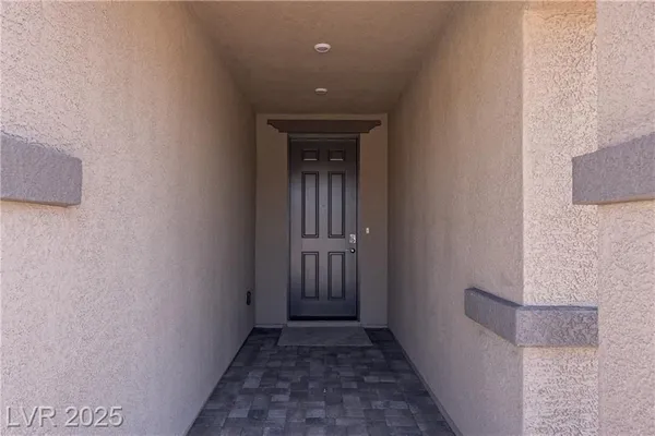 Property Slideshow image 2 of 38 | 558 jefferson ln, Mesquite, NV, 89027