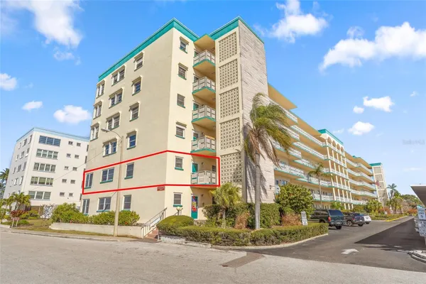 Property Slideshow image 3 of 63 | 2960 59th st 215, Gulfport, FL, 33707