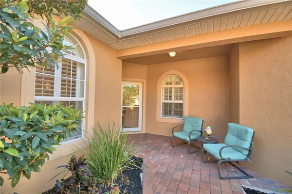 Property Slideshow image 3 of 67 | 1614 linz ct, Winter Haven, FL, 33884