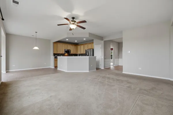 Property Slideshow image 3 of 18 | 13280 canary ln, Huntley, IL, 60142