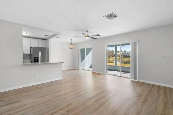 Property Slideshow image 2 of 55 | 2337 glenmore cir, Sun City Center, FL, 33573