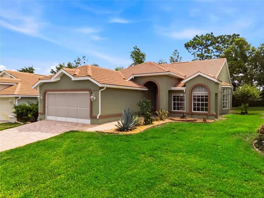 Property Slideshow image 2 of 58 | 9474 mississippi run, Weeki Wachee, FL, 34613