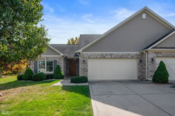 Property Slideshow image 2 of 20 | 8887 stoney meadow blvd, Avon, IN, 46123