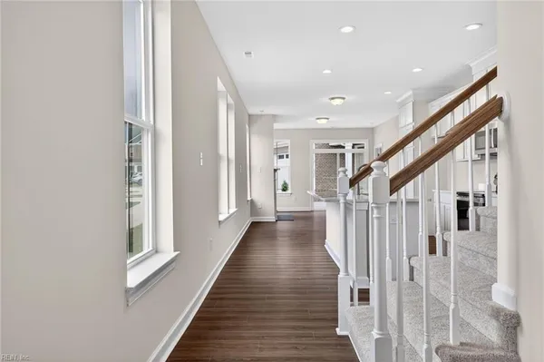 Property Slideshow image 3 of 32 | 3011 plymouth pl, Williamsburg, VA, 23185