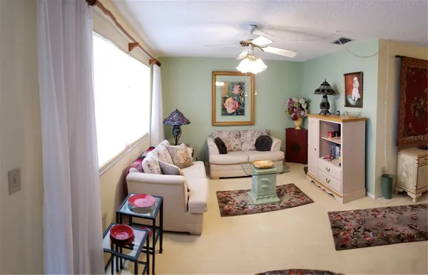 Property Slideshow image 3 of 23 | 5935 30th ave 307, Gulfport, FL, 33707