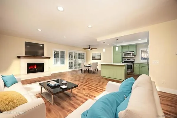 Property Slideshow image 3 of 23 | 4225 dusk ln, Oceanside, CA, 92056