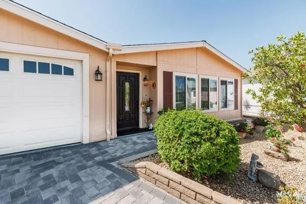 Property Slideshow image 3 of 38 | 5229 harvest ct, Oceanside, CA, 92057