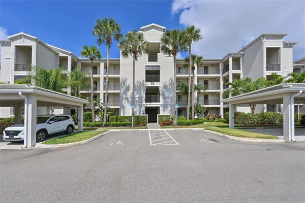 Property Slideshow image 2 of 73 | 910 tidewater shores loop 208, Bradenton, FL, 34208