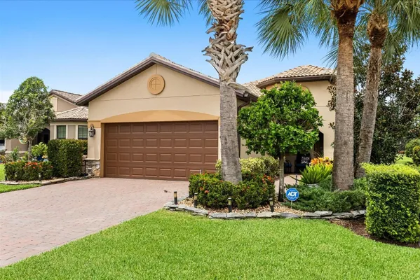 Property Slideshow image 2 of 65 | 218 se longview dr, Port St Lucie, FL, 34984