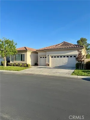 Property Slideshow image 3 of 36 | 19533 vermillion ln, Apple Valley, CA, 92308