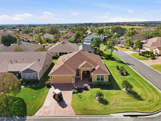 Property Slideshow image 3 of 30 | 701 cordova cir, The Villages, FL, 32162