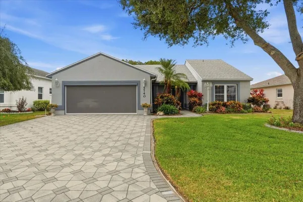 Property Slideshow image 2 of 42 | 5740 sandpipers dr, Lakeland, FL, 33809
