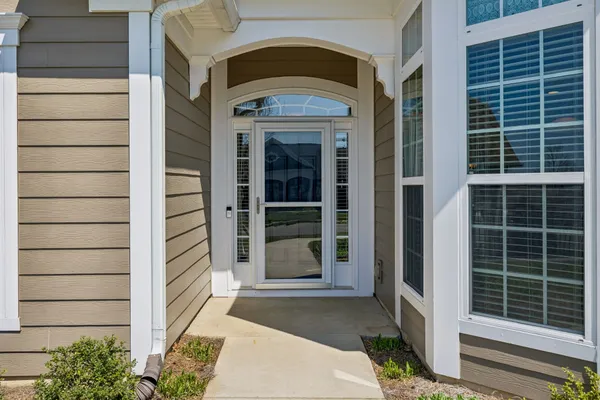 Property Slideshow image 2 of 76 | 412 schooner ln, Mount Juliet, TN, 37122