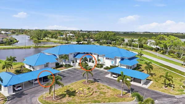 Property Slideshow image 3 of 64 | 879 audubon dr 879, Bradenton, FL, 34209