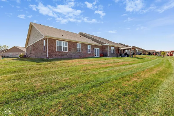 Property Slideshow image 2 of 41 | 8904 twain ln, Indianapolis, IN, 46239
