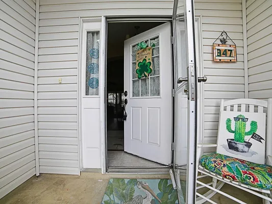 Property Slideshow image 2 of 37 | 347 bentwood dr, Leesburg, FL, 34748