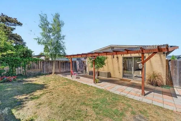 Property Slideshow image 3 of 32 | 517 tuttle ave, Watsonville, CA, 95076