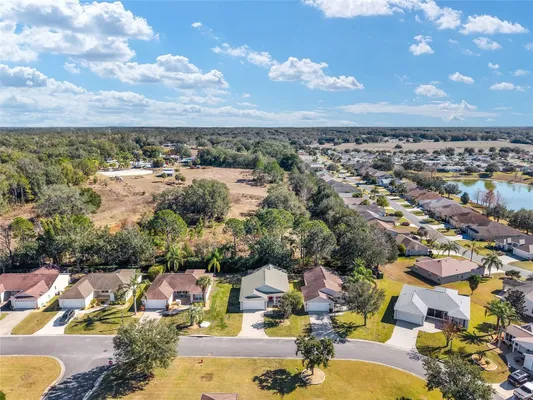 Property Slideshow image 3 of 63 | 2082 harston trl, The Villages, FL, 32162