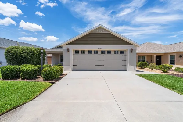Property Slideshow image 3 of 50 | 2255 patricia pl, The Villages, FL, 32163