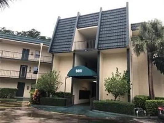Property Slideshow image 2 of 25 | 9091 lime bay blvd apt 304, Tamarac, FL, 33321