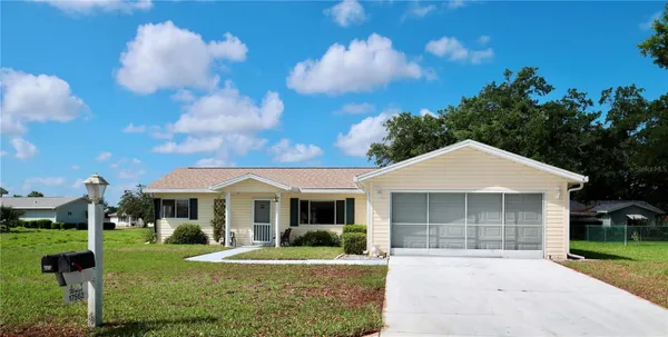 Property Slideshow image 2 of 30 | 17562 se 106th ave, Summerfield, FL, 34491