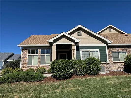 Property Slideshow image 3 of 27 | 12571 madison way, Thornton, CO, 80241