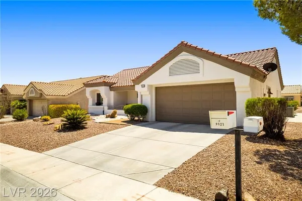 Property Slideshow image 2 of 47 | 9321 quail ridge dr 24, Las Vegas, NV, 89134